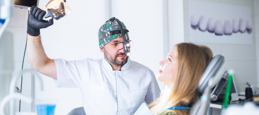 Diş İmplantı Tedavi Süreci ve Aşamaları Nelerdir? Diş İmplantı Tedavi Süreci ve Aşamaları Nelerdir?