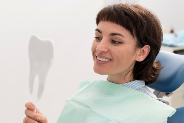 Diş İmplantı Sonrası Nelere Dikkat Edilmeli?